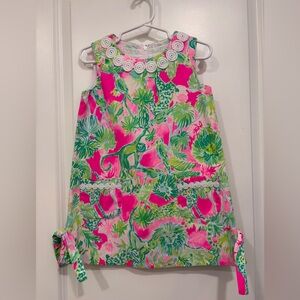 Lilly Pulitzer Girls Jungle Print Dress Size 3 
Pink Green Monkeys Lions